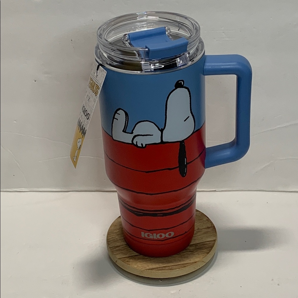 Peanuts Snoopy Travel Tumbler Mug 32 Oz Limited Edition New